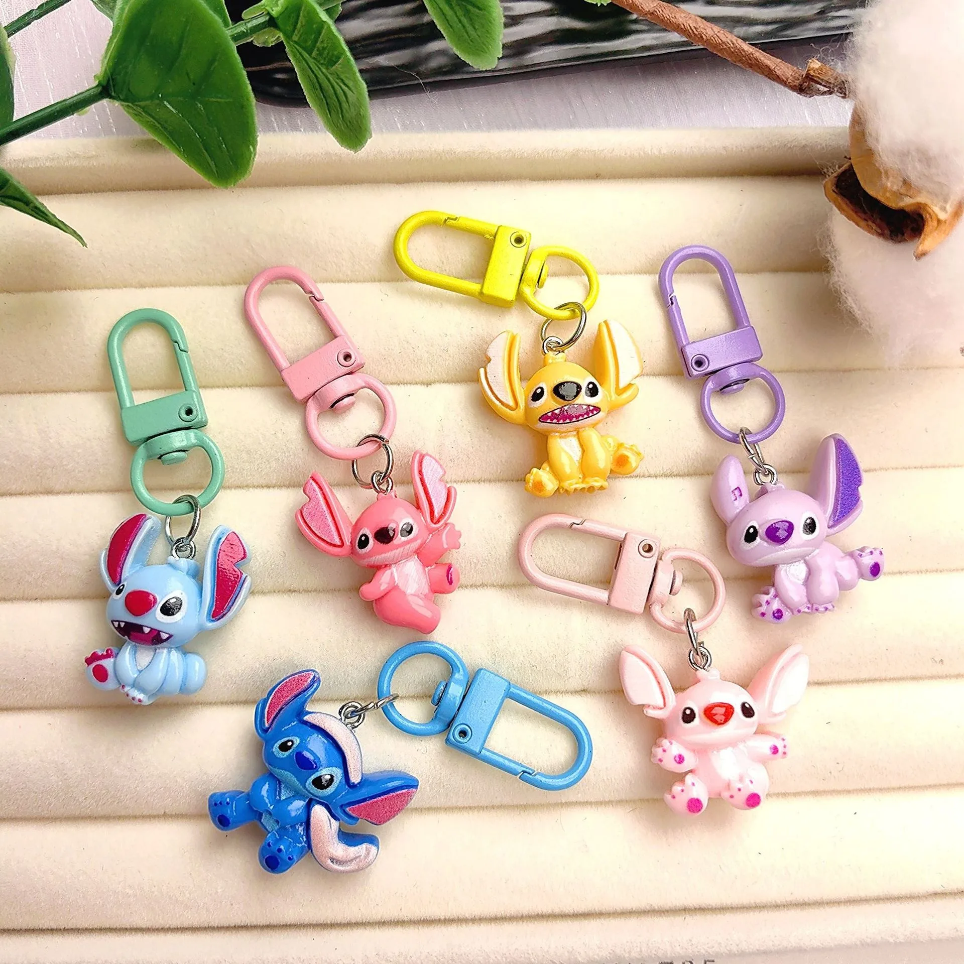 

Disney Colorful Stitch Keychain Cute Mini Cartoon Keyring Pendant Girl Heart Best Friend Gift Thanksgiving Gift