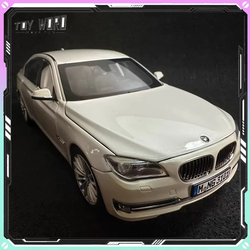 

Alloy Car Model 118 Scale Classic Door Vehicle with Movable Parts Realistic Design Diecast Toy Collection Ornament Gift for Fans