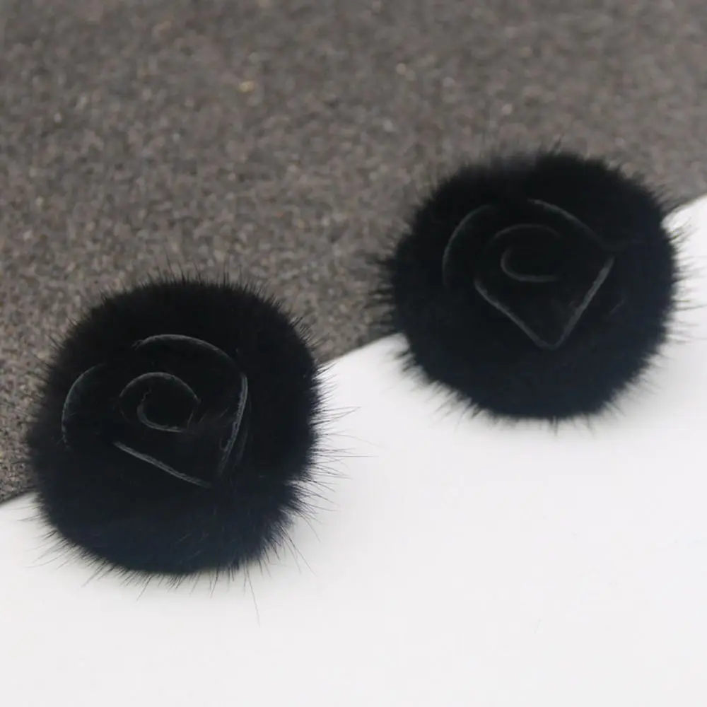

Fashion Mink Hair Pompom Shoe Clip Detachable Replacement Shoe Flower Decoration Fluffy Clamp Charm Buckle Wedding