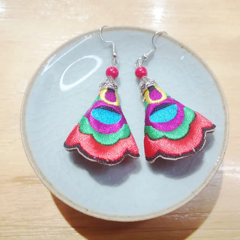 Neo-Chinese Style Embroidery Earings Oriental Ethnic Style Peacock Feather Pattern Stitchwork Earing Beautiful OOTD Accessories