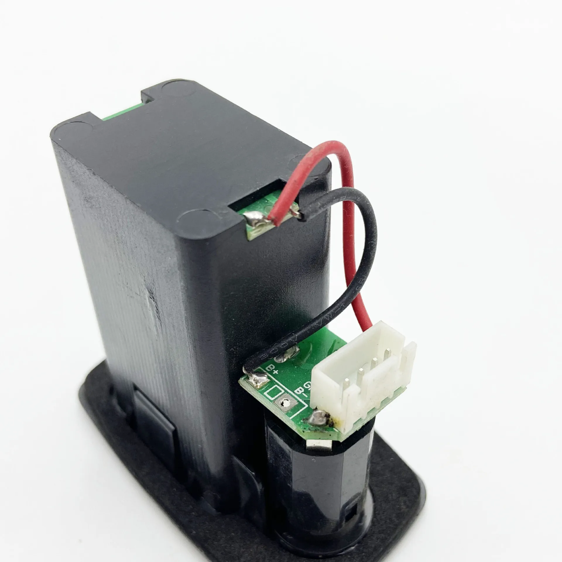 Guitar 9V Active Pickup Battery Box Battery Compartment for Guitar Bass EQ with Cover Battery Box
