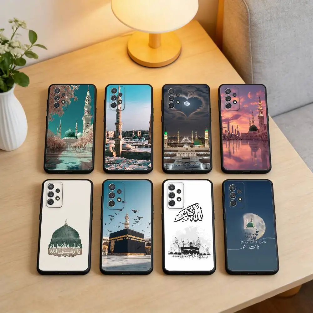 

Moslem-and-kaaba Phone Case For Samsung Galaxy A73,A72,A71,A70,A53,A52,A51,Soft Silicone Black Cover