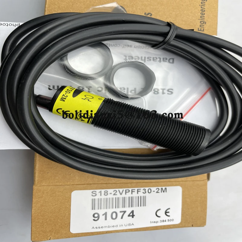 

New photoelectric switch S18-2VPFF30-2M S18-2VNFF30-2M S18-2VPFF50-2M S18-2VNFF50-2M In stock