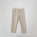 khaki pants