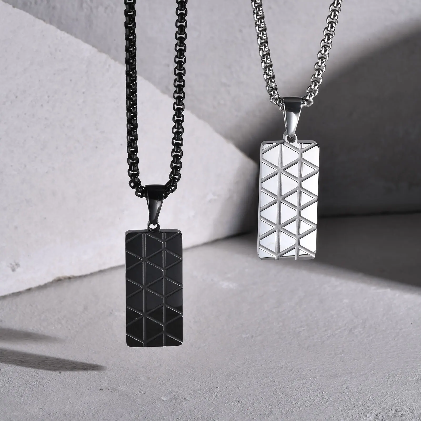 

Vnox Textured Dog Tag Pendant Necklaces for Men, US Military Dogtags, Geometric Pendant with Box Chain