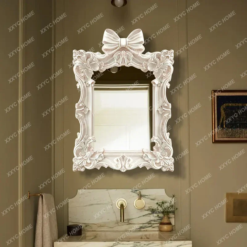 

A French engraved retro full-length mirror floor-to-ceiling mirror bedroom full-length wall-mounted fitting mirror