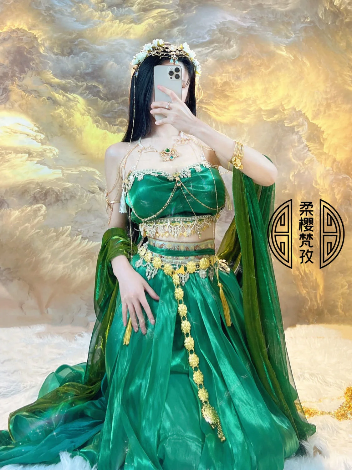 

Chinese Style Exotic Women's Clothing Western Regions Princess Luo Shen Indian Dance Clothing Dunhuang Costume