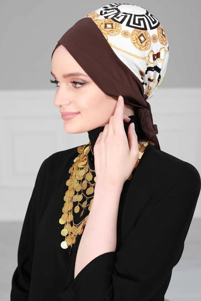 Padrão elegante do osso penteado com cinto