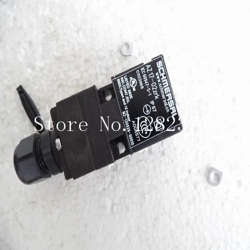 [SA] New original authentic special sales SCHMERSAL safety switch AZ17-02ZRK Spot --2PCS/LOT