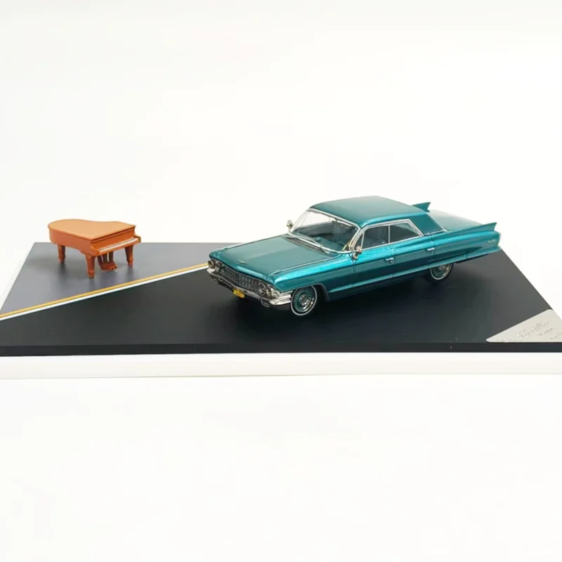 Diecast in scala 1:64 in lega Diwei Green Book Modello di auto d'epoca Prodotto finito Simulazione Collezione di giocattoli Regalo Display statico