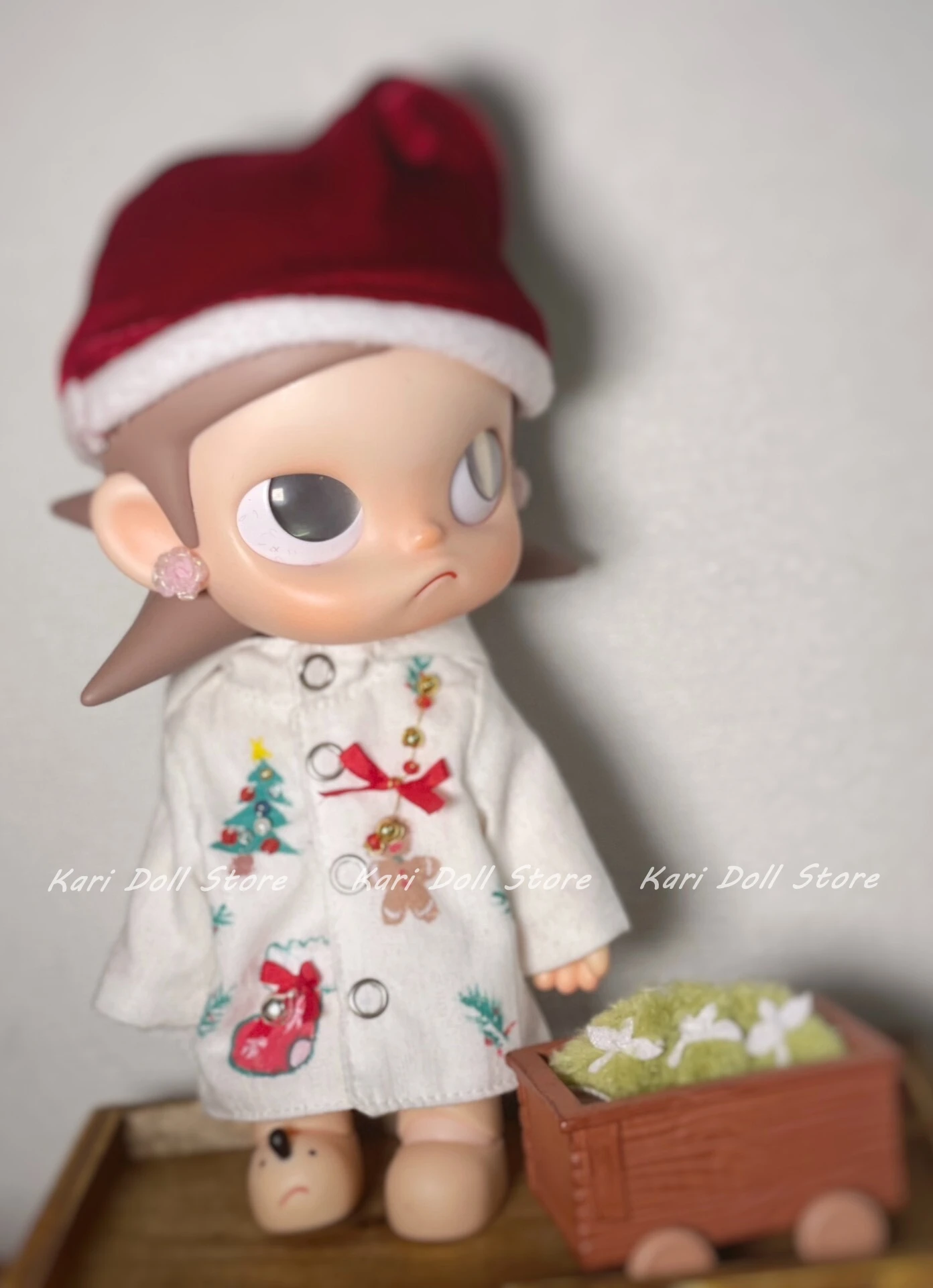 

Пальто ручной работы Kari Store 2026 для куклы Zsiga 1L8 (8 точек крепления)