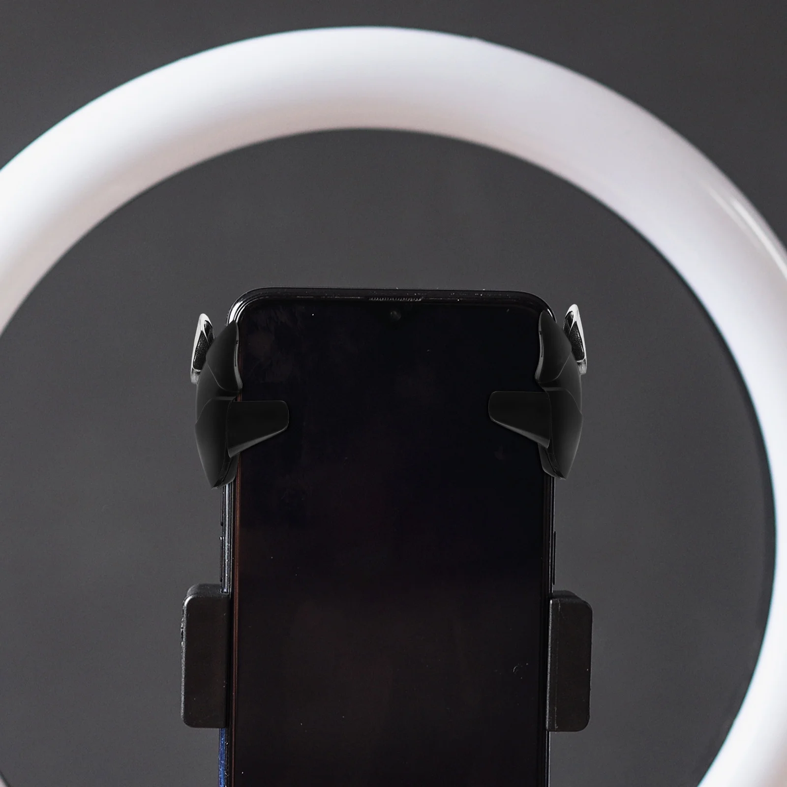 

1 Pair Mobile Game Controllers Trigger Buttons High Sensitivity Function Compatible Phone Gaming Accessories