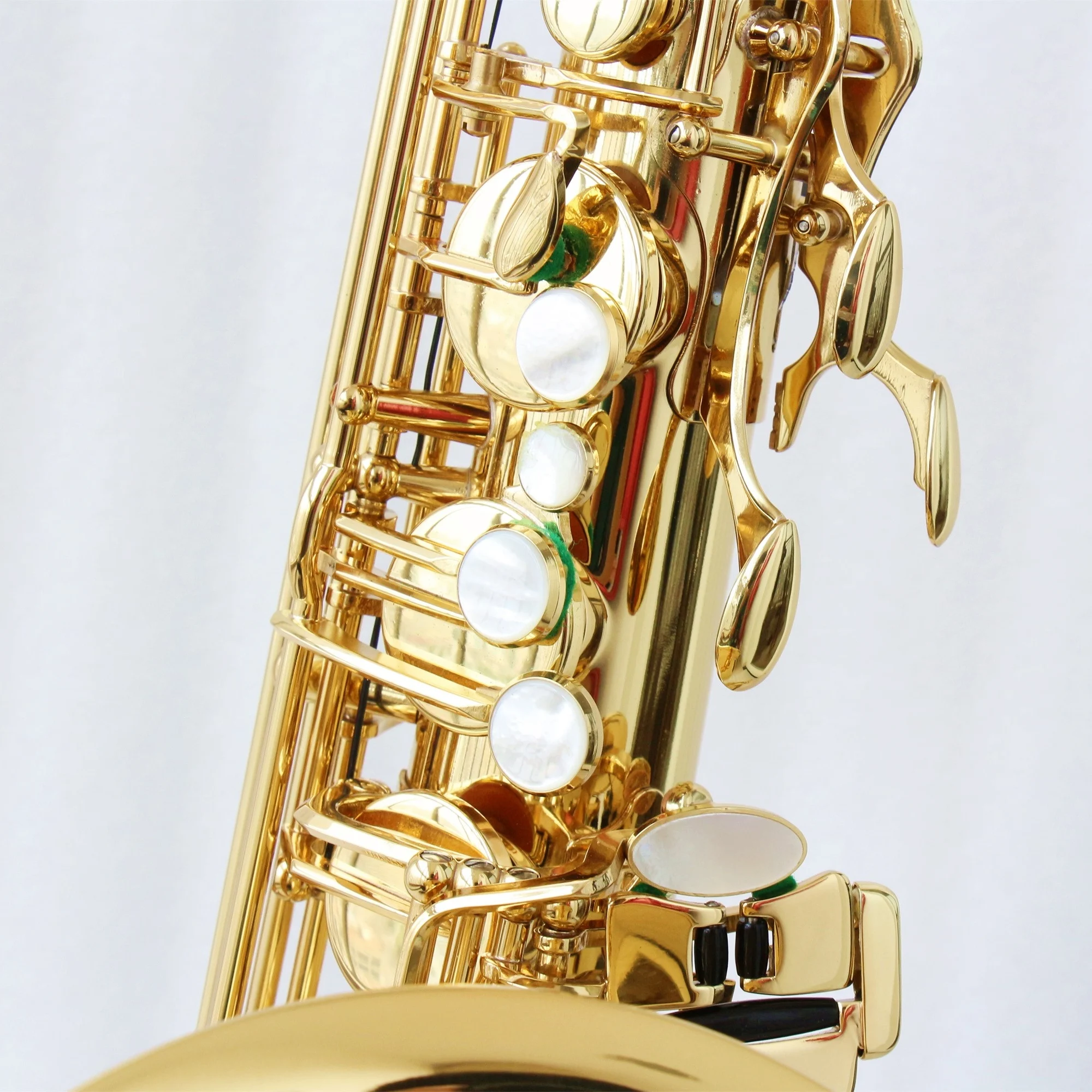 

Professional Gold Lacquered Brass Body BB Flat Tenor Saxophone With Hard Case Pads Reeds Mouthpiece Woodwind Instrument For Sale