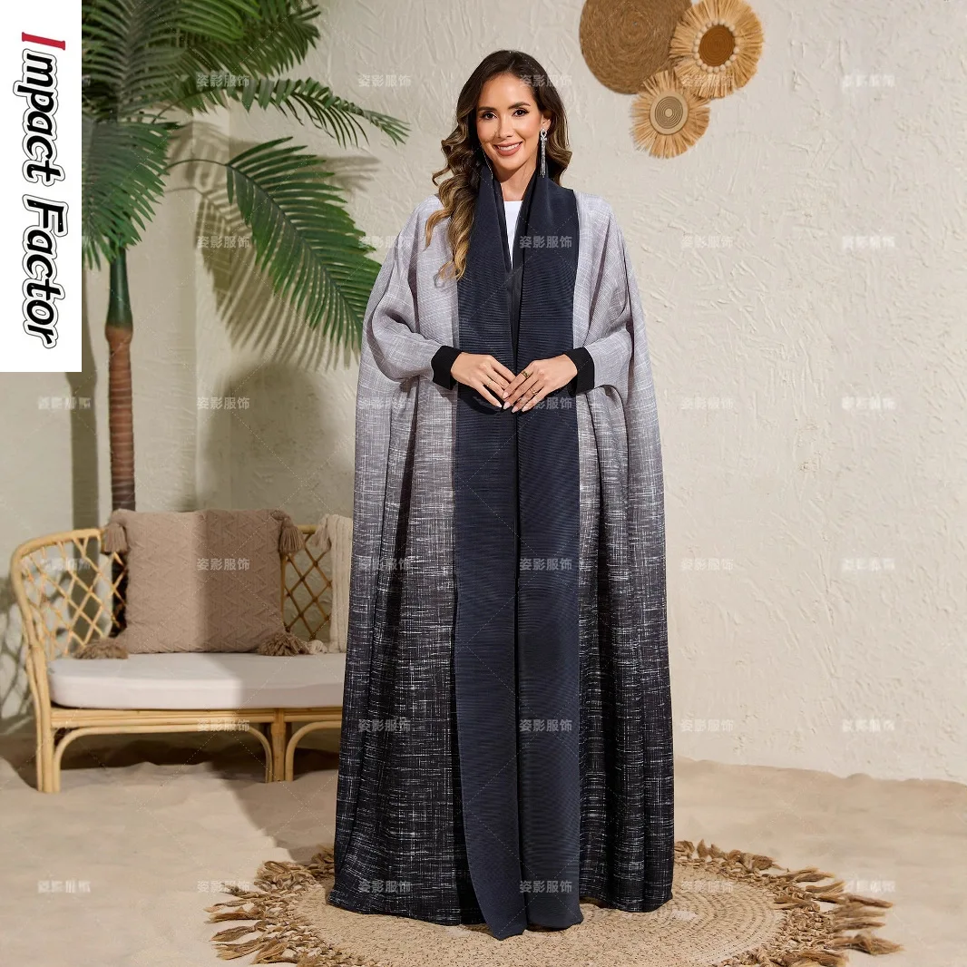 

2025 Summer New Muslim Robe Women's Clothing Miyake Fold Gradual Change Printed Cardigan Jacket Bat Long Sleeve Trench Coat