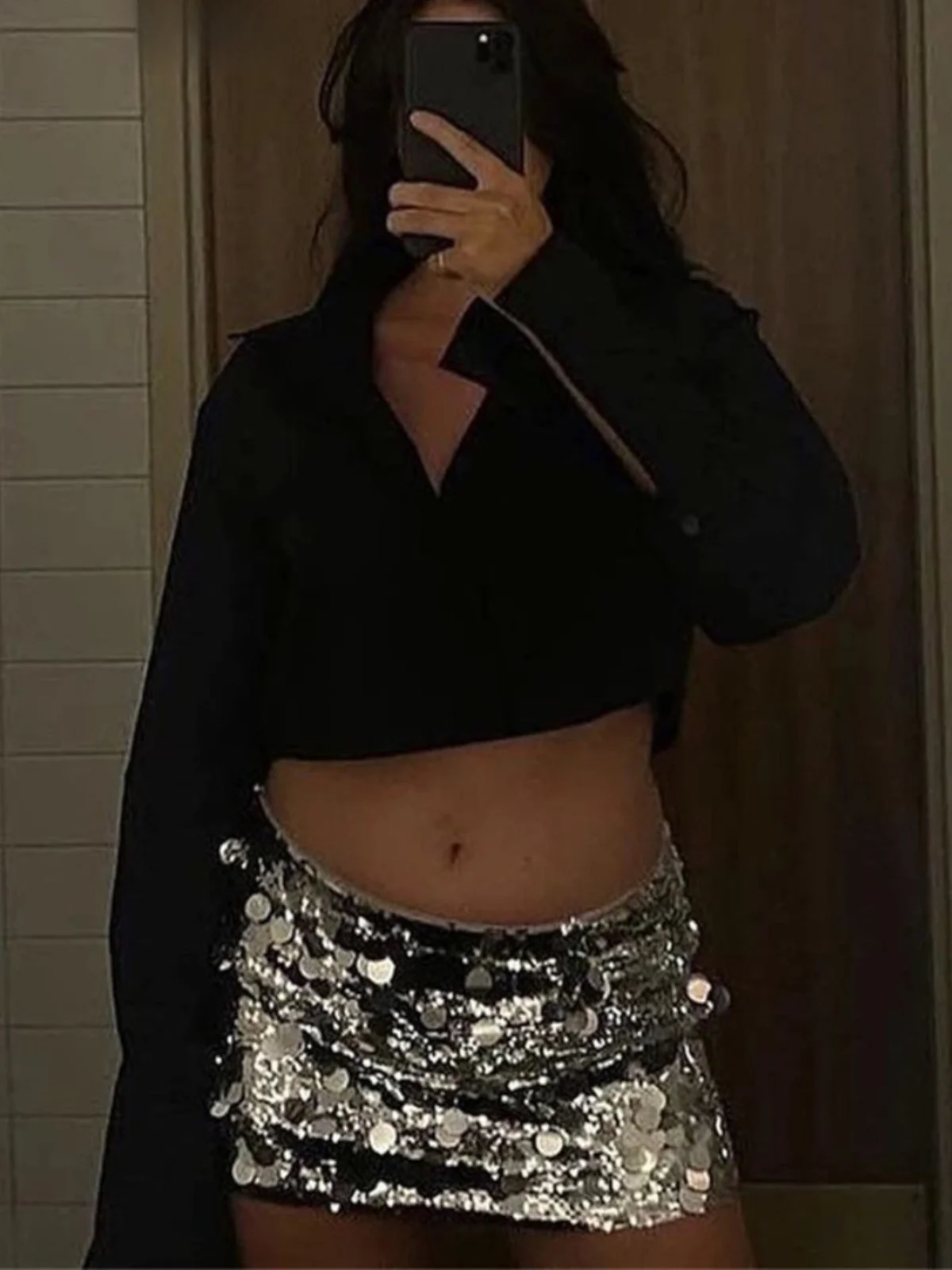 

Короткая юбка с низкой талией и пайетками для женщин, облегающая, в уличном стиле, яркая, летняя коллекция