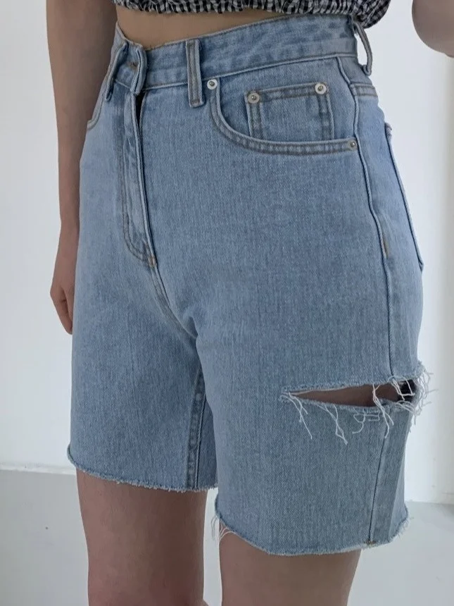 Plones cortos de mezclilla sueltos con diseño desgastado y abertura lateral Retro para mujer, longitud de cinco cuartos e...