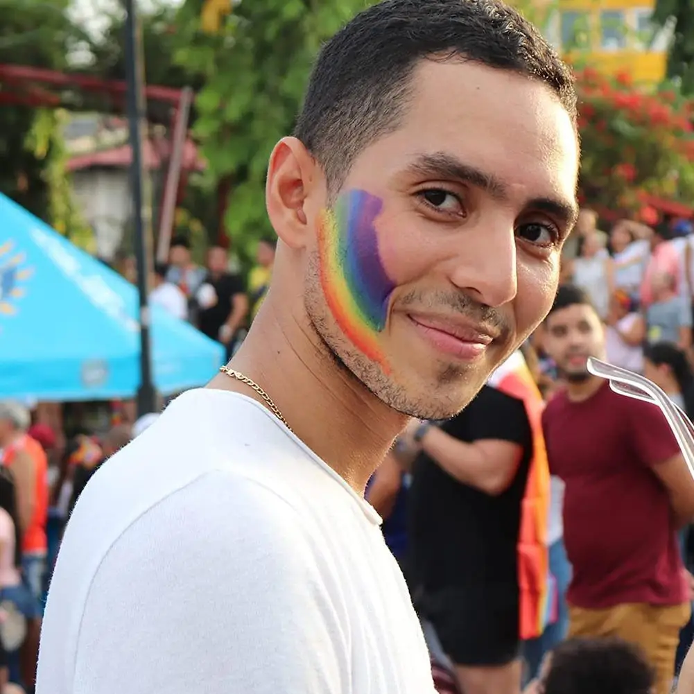 สีเพ้นท์หน้าและตัวแบบแท่ง สีรุ้ง ล้างออกได้ ใช้สำหรับงานปาร์ตี้ เทศกาล แต่งหน้า ปากกาสีเพ้นท์ตัว สีเพ้นท์ตัวแบบน้ำมัน DIY สำหรับงานแต่งหน้า งานปาร์ตี้ และงานเทศกาล รุ่น U2Z6