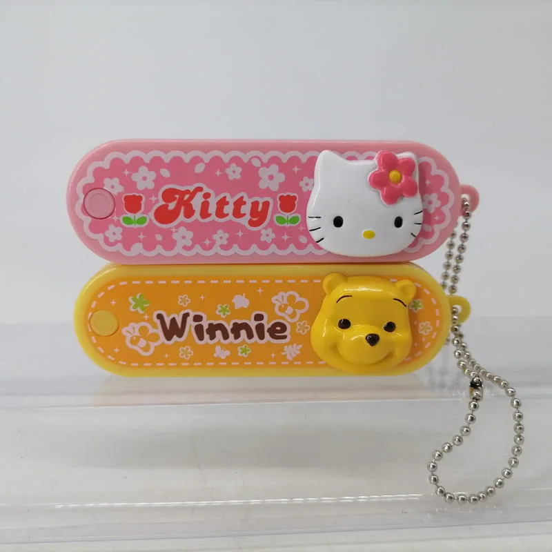 LLavero de dibujos animados de Disney, Winnie The Pooh, Hellokitty, peine informal, espejo, Gashapon, juguete, regalo para amigos