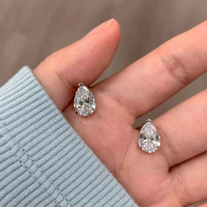 New Micro Inlaid Earhole Single Horse Eye Zircon Earrings for Women, Exquisite, Fashionable, Unique Design, Jewelry Accessories