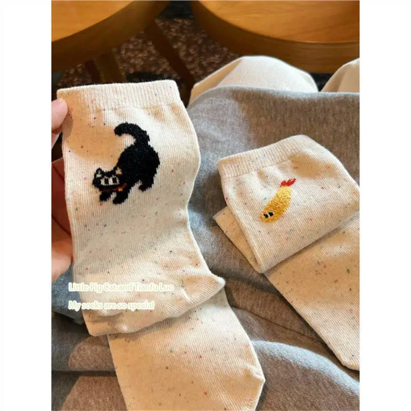 2024 New Autumn Winter Vintage Dot Women Socks Cute Cartoon Cat Fish Pattern Middle Tube Socks Soft Thermal Warm Crew Sock