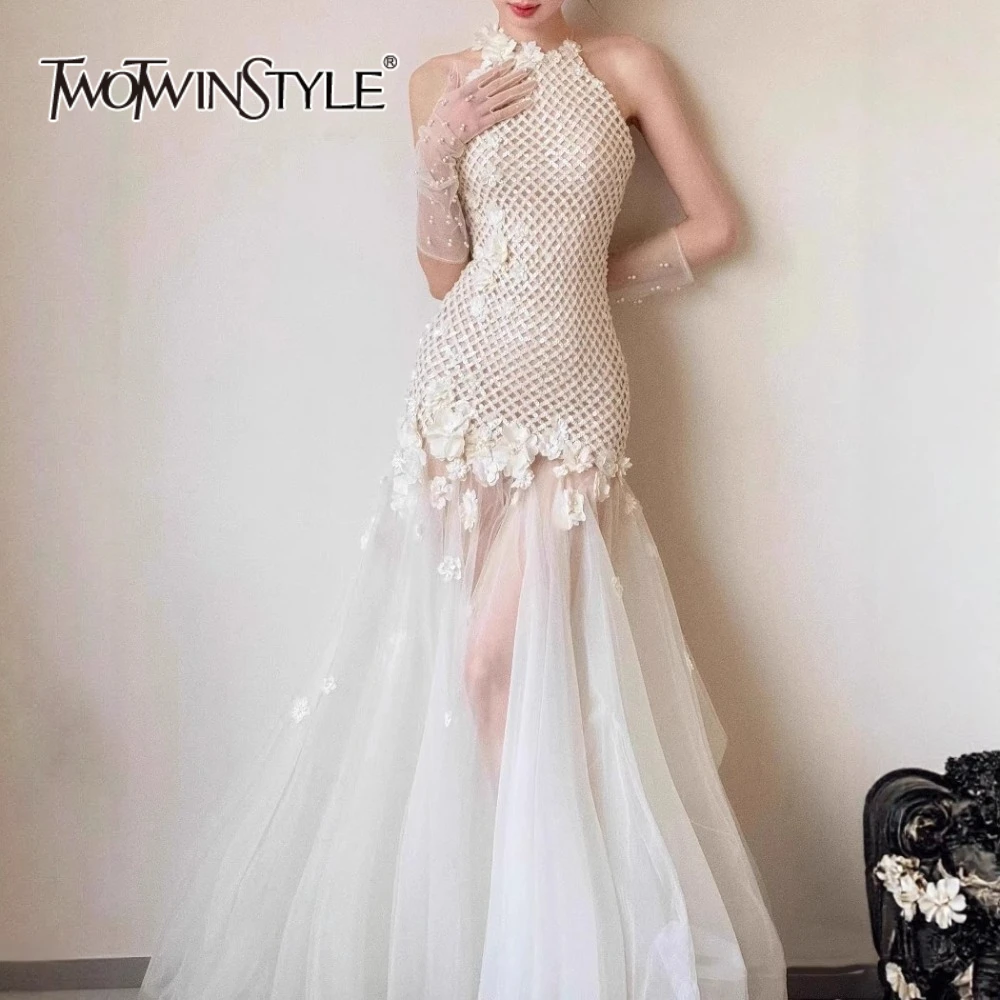 TWOTWINSTYLE Solide Sheer Verstärktes Applikationen Elegante Kleider für Frauen Halfter Ärmellose Patchwork Mesh Kleid Weibliche Kleidung Neue