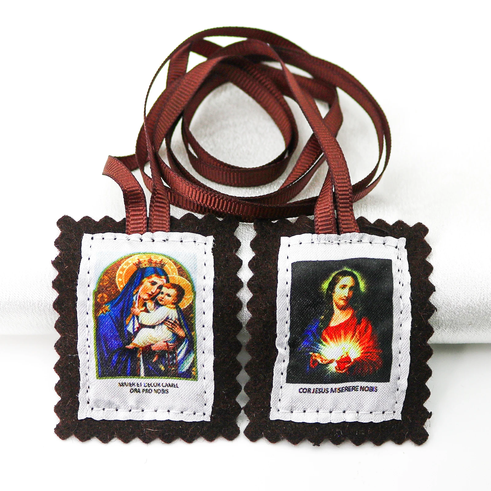 Scapulaire marron de Notre-Dame du Mont-Carmel, Sacré-Cœur de Jésus, en laine, collier dévotionnel catholique, protection religieuse