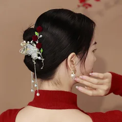 Pinzas para el pelo con diamantes de imitación para mujer, accesorios para el cabello con perlas de mariposa y borlas doradas, a la moda