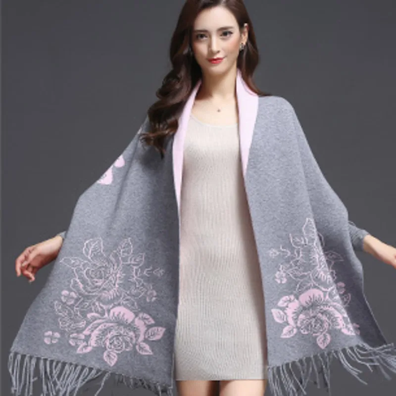 #4003 Autumn Winter Print Ponchos And Capes Women Outerwear Casual Vintage Batwing Sleeved Knitted Shawls And Wraps Femme Tassel