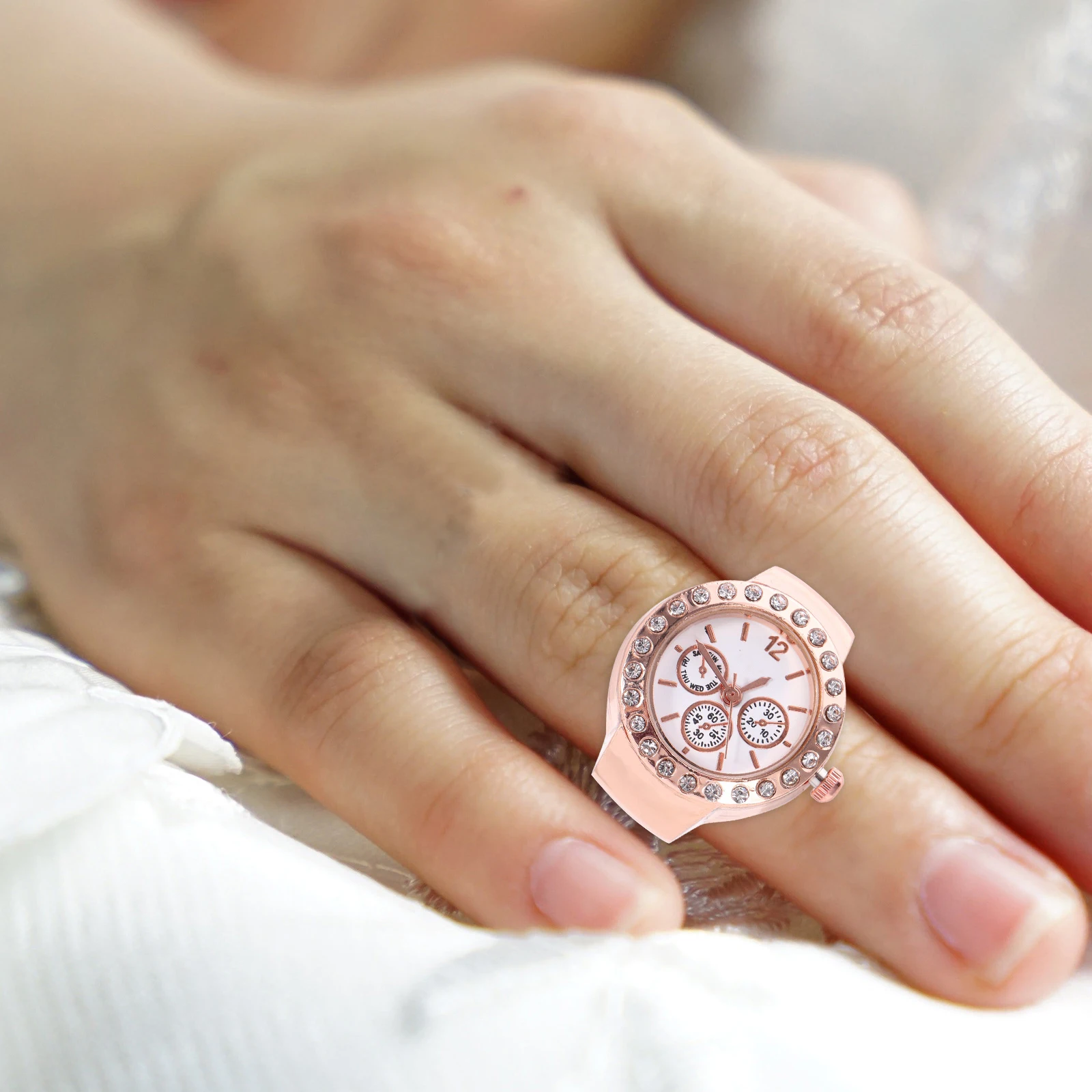 

Three-eyed Ring Watch Stylish Finger Women Quartz Watches Alloy Rings Ladies Child