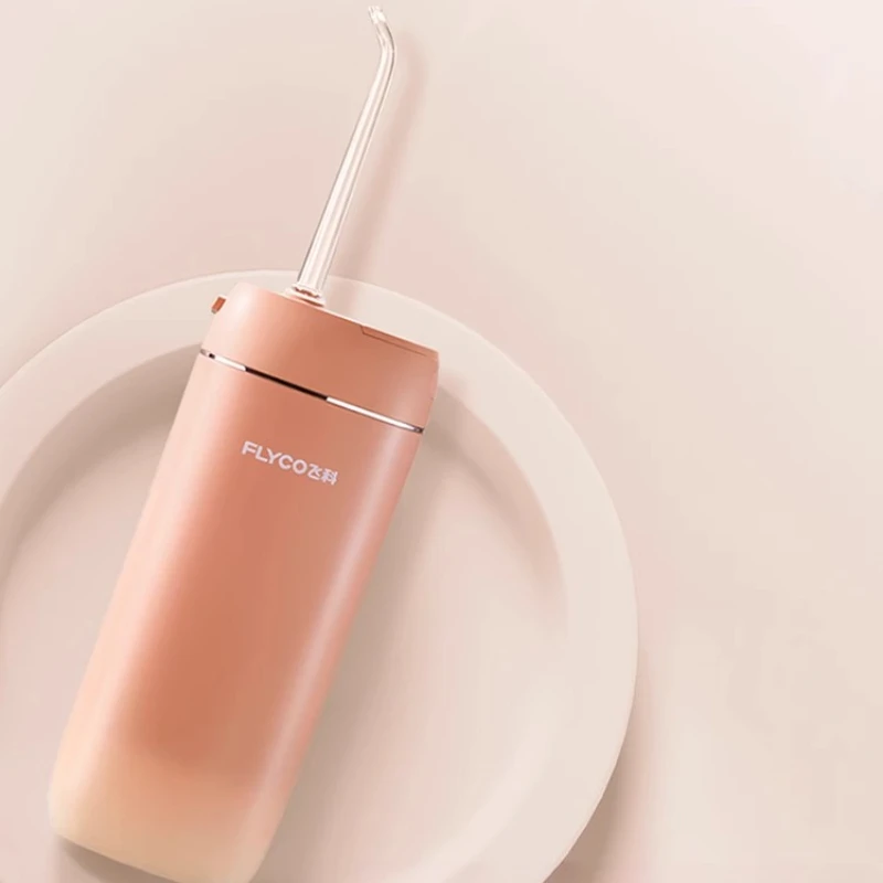 FLYCO الكهربائية عن طريق الفم الري المحمولة جهاز تنظيف الأسنان بالماء مع 4 طرق IPX7 مقاوم للماء خزان 180 مللي للسفر المنزل العناية بالفم