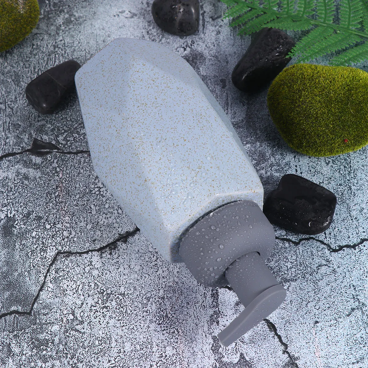 

1Pcs Diamond-Shaped Ceramic Lotion Dispenser Blue Foaming Press Button Liquid Soap Bottle for Bathroom Kitchen Sink