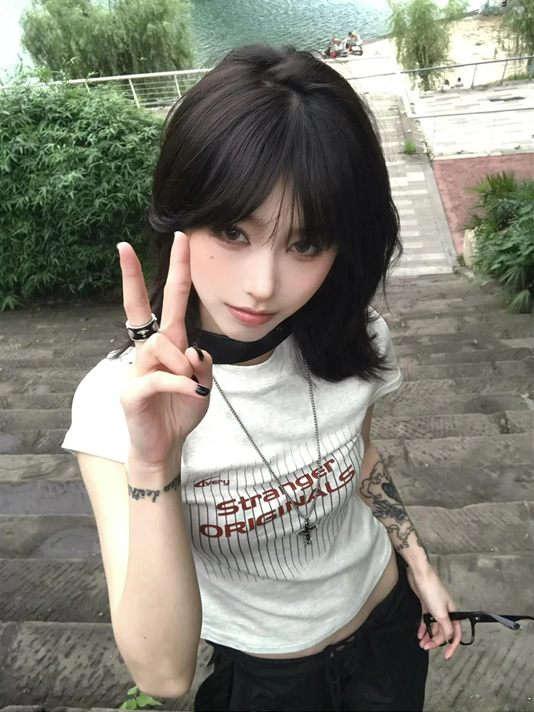 

Женская футболка приталенного кроя ort Sve с застежкой на талии, летняя полоска с буквенным принтом, спортивный топ в американском стиле ретро Hot Girl oulder Le...