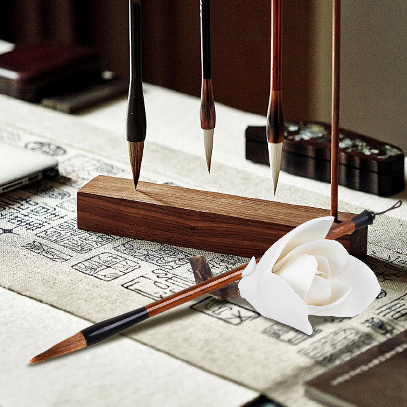 

Magnolia Shaped Resin Brush Pen Holder Calligraphy Storage Rack Desktop Organizer For Ink Pens Sumi Brushes Pen Stand