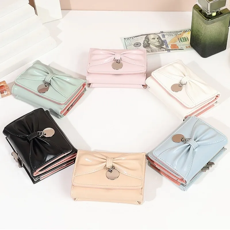 Elegant Bow Pendant Short Wallet for Women PU Trifold Card Holder Small Coin Purse Ladies Daily Portable Clutch Money Bag