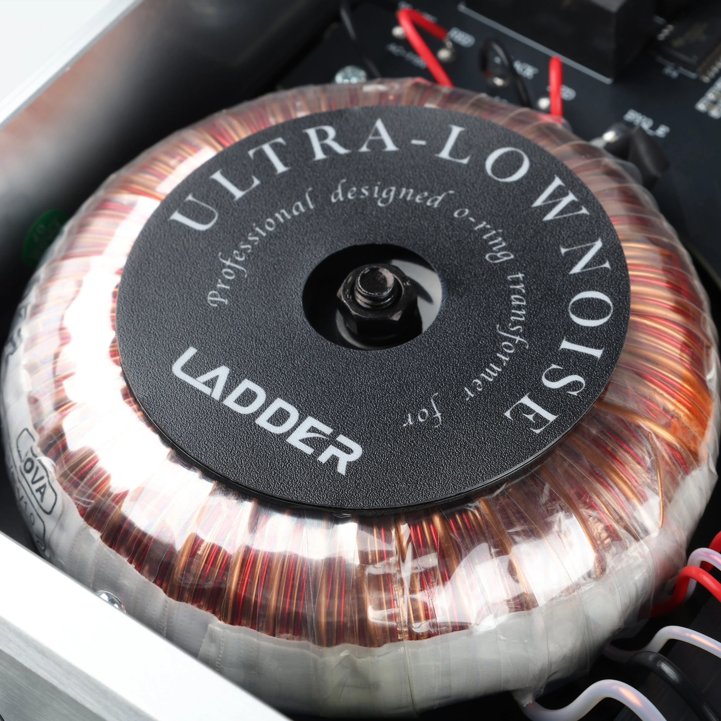 LADDER-Jazz II R2R Preamplifie - مراجعة Audio Without Music وسعره