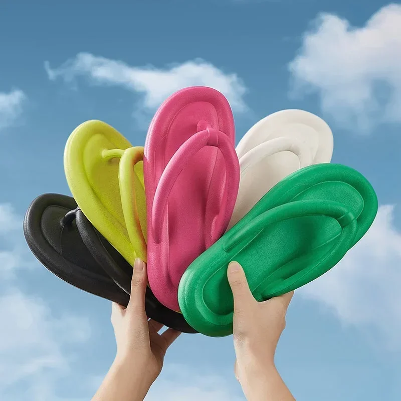 

2025 New Women Slippers Flip Flops Flat Lightweight Comfortable EVA Breathable Holiday Style Beach Shower Summer 5 Colours 36-41