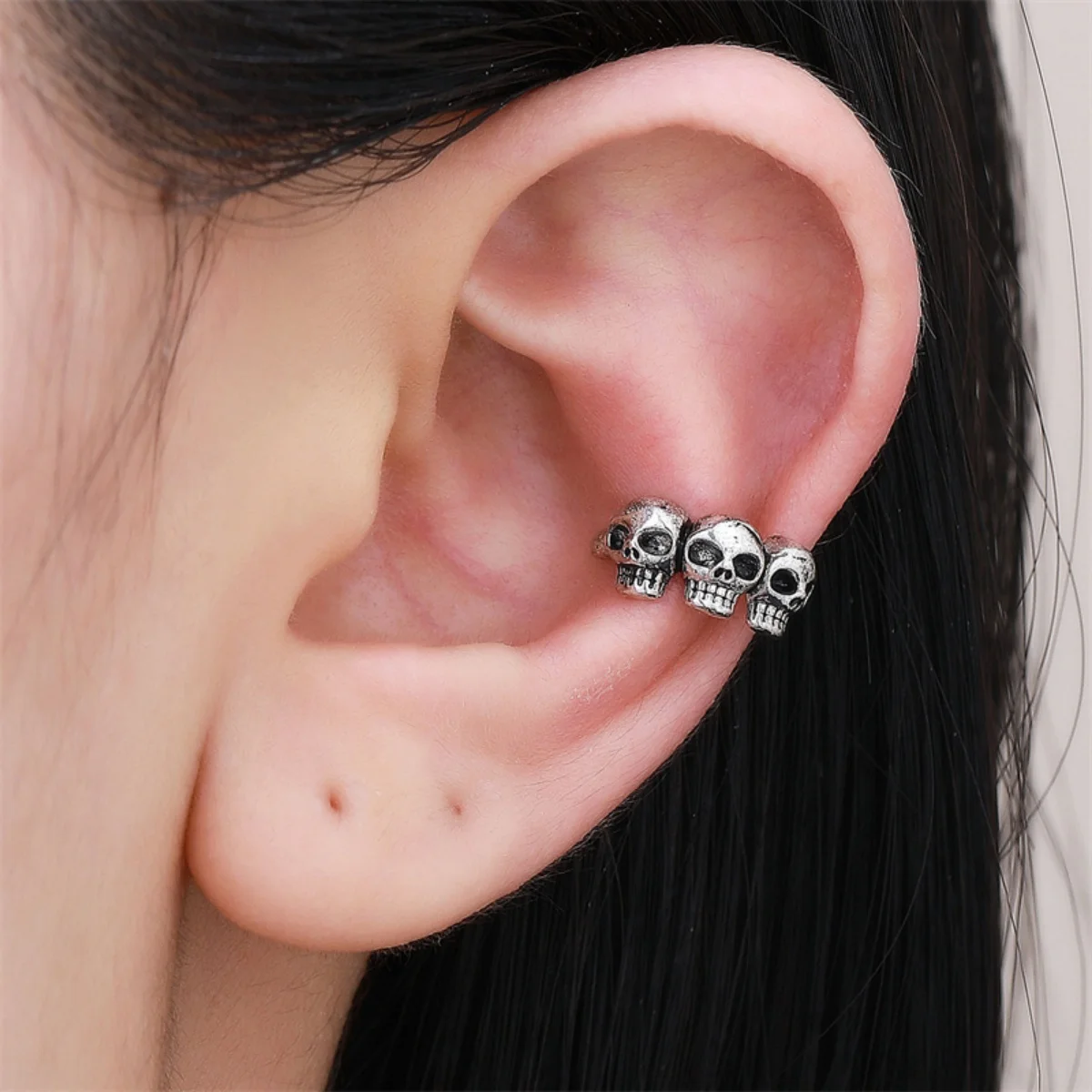 1PC Gothic Schädel Ohr Manschette Ohrringe Vintage Skeleton Kein Piercing Knorpel Clip Ohrring Mode Halloween Schmuck Für Frauen männer