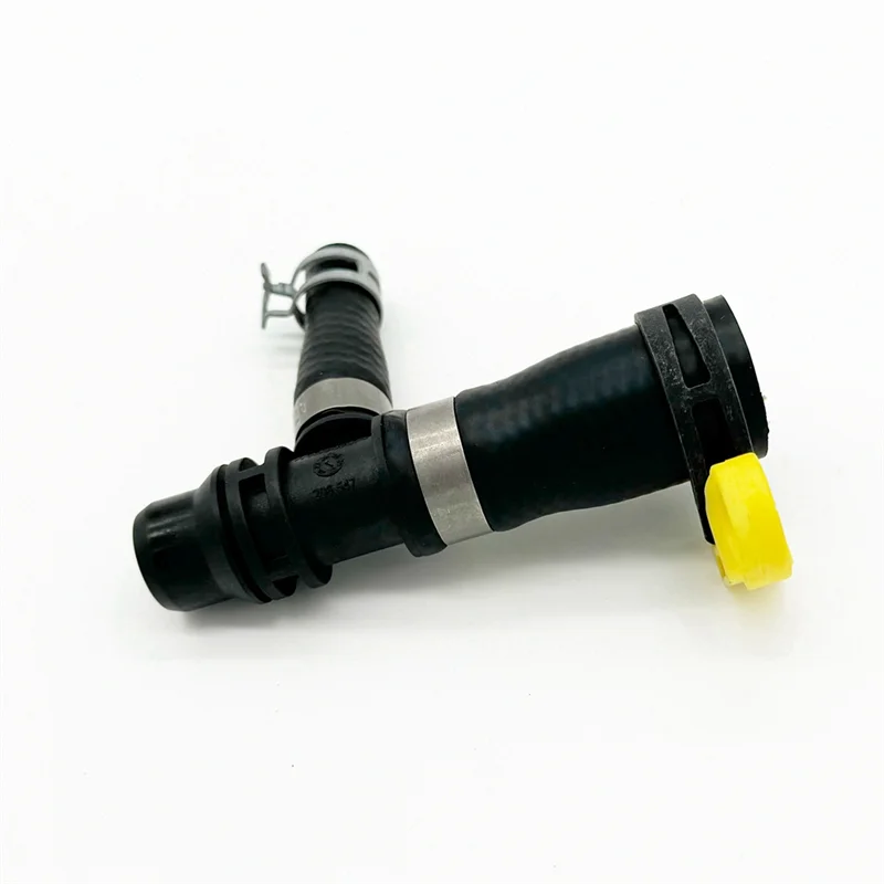 AEE5-31368449 Engine Radiator Coolant Hose Connector For Volvo V40 S60 /13-/1.6T 2013-2018