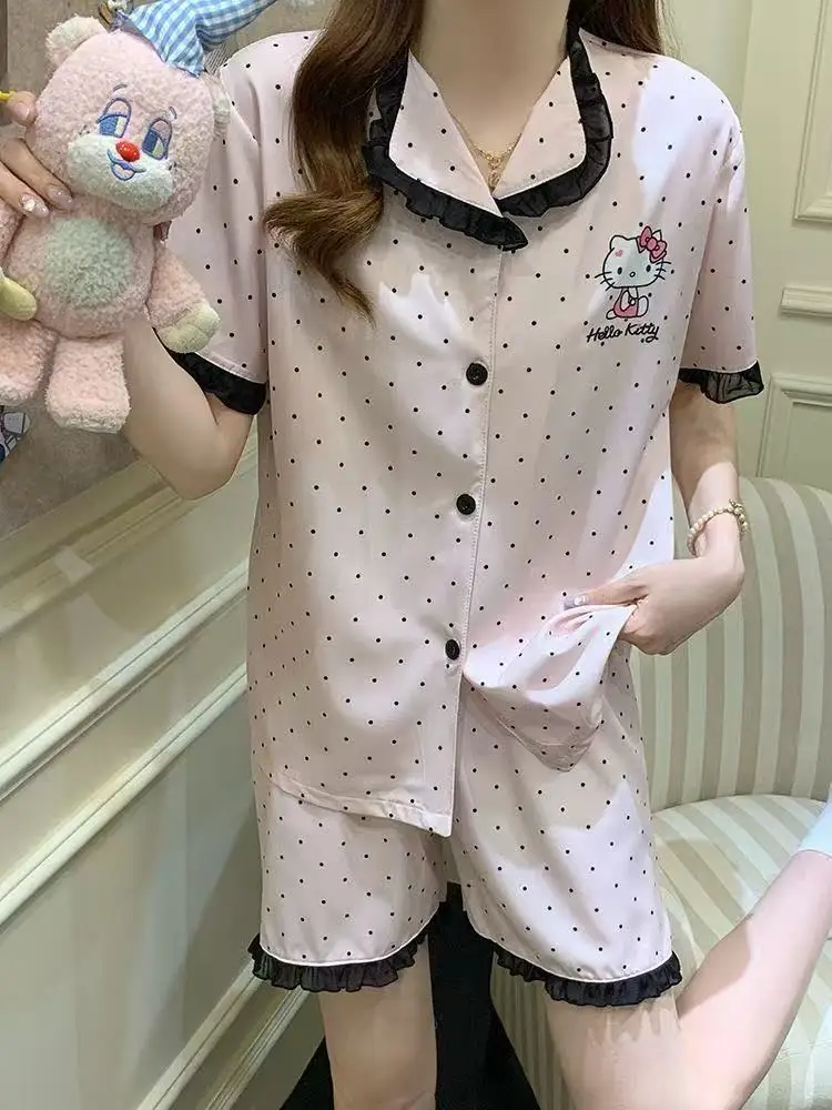 

Аниме-пижама Hello Kitty: милый женский комплект из 2 предметов (рубашка и шорты) в розовый горошек, мягкая домашняя одежда для отдыха, ночная рубашка для студенток