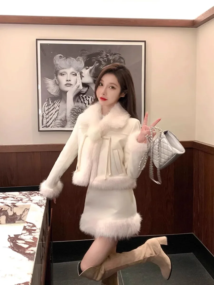 UNXX Rich Heiress New Chinese Style Elegant High-End Set Women Autumn Winter Bouclé Fur Coat Half Skirt Two-Piece Set Hot Sale