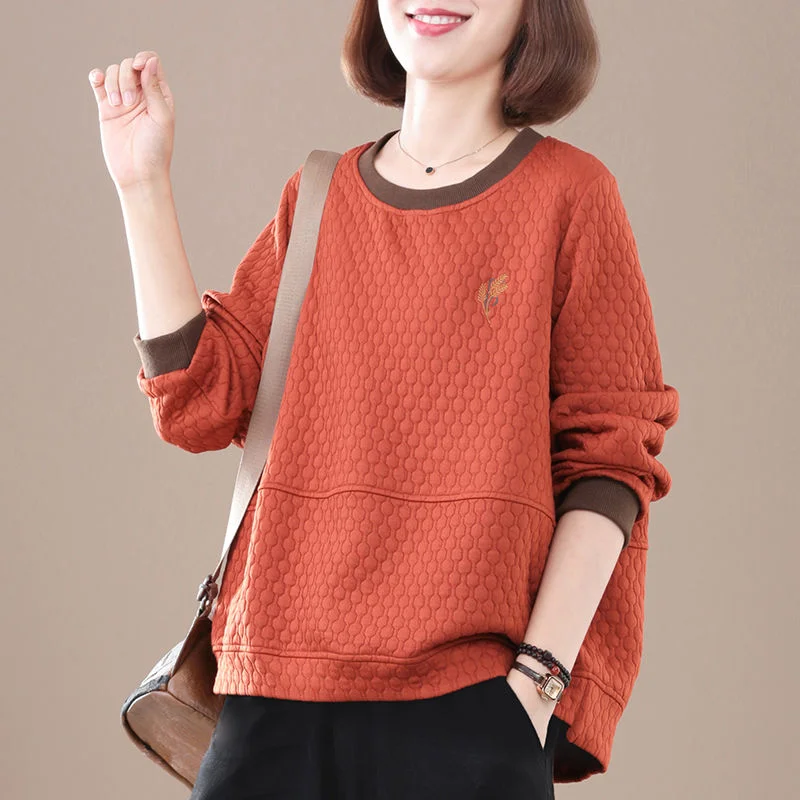 

2025 New Women's Spliced Loose Pullover Western Style Retro Versatile Casual Long Sleeve Sweater