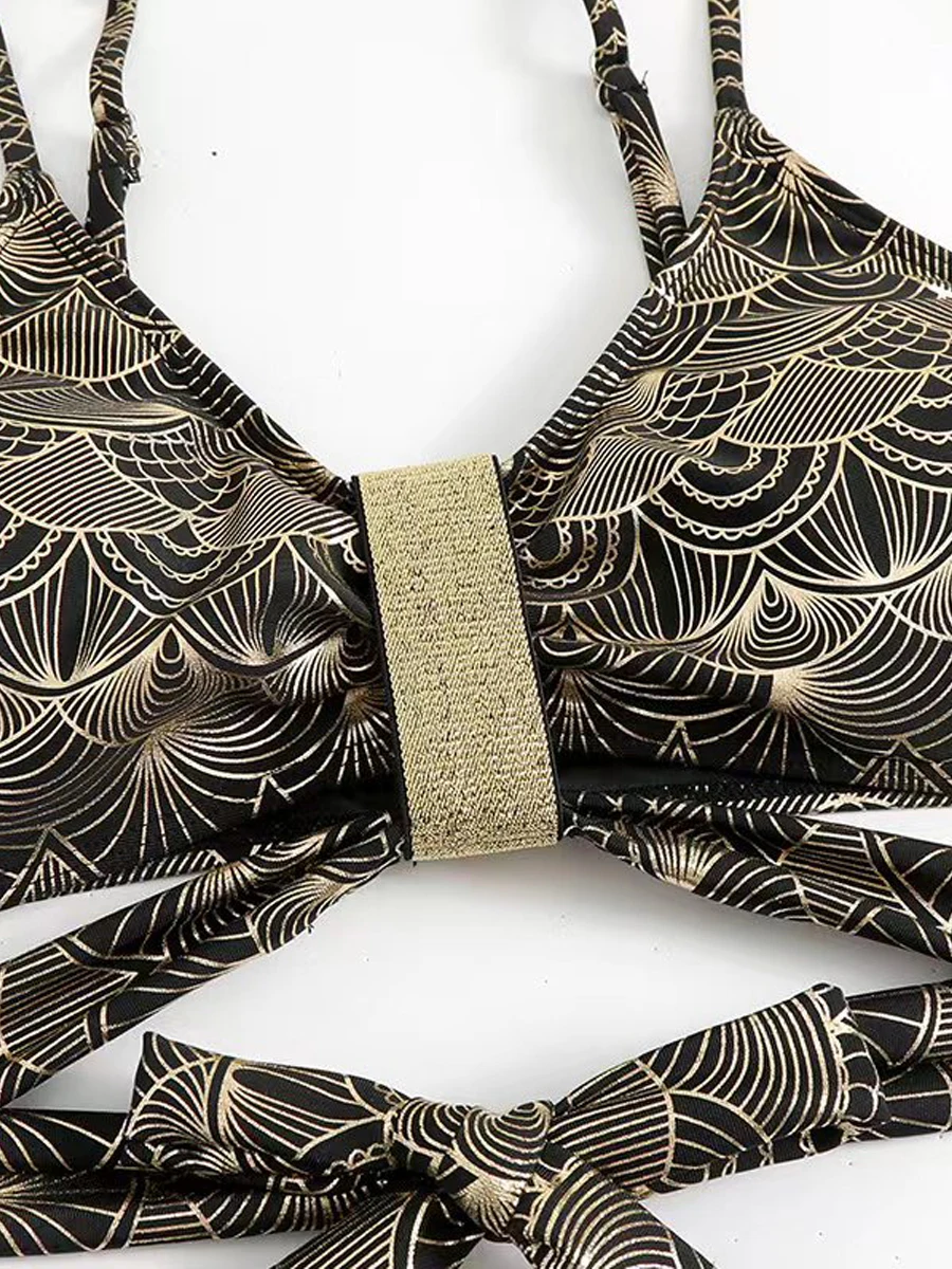 2025 Sexy Strape Bikini Donna Vita alta Costume da bagno dorato Stampa Costumi da bagno Bagnanti femminili Costume da bagno Cravatta posteriore Beachwear