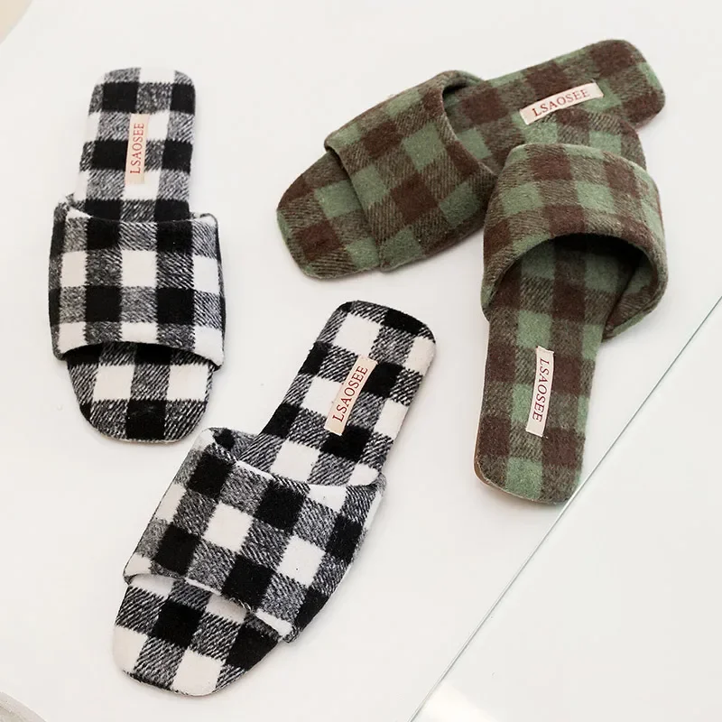 

Spring - Autumn Classic Fashion Checkered Thin Fleece Slippers Couples Both Men and Women Indoor Home Use with Bull-Tendon Sole
