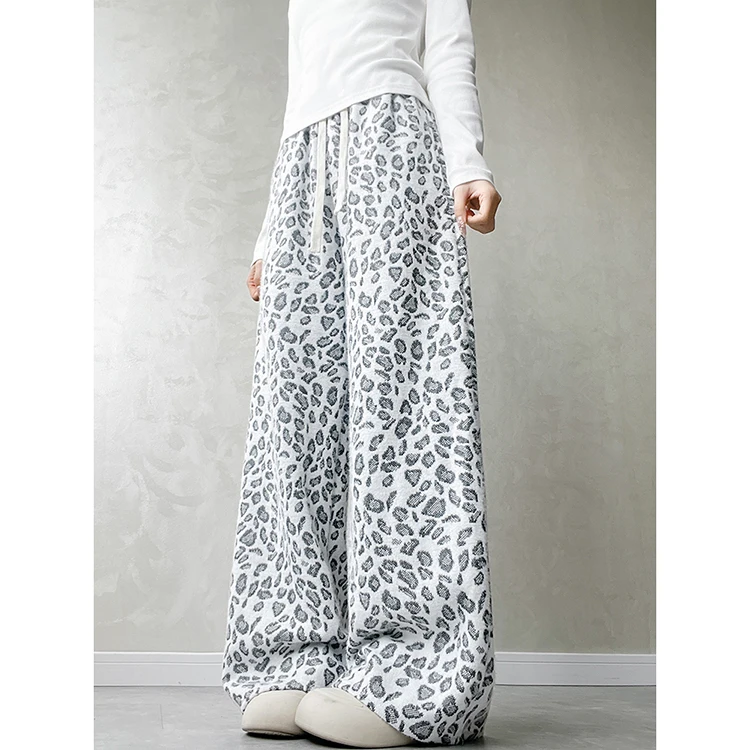 กางเกงขายาวทรงหลวมเอวสูงสำหรับผู้หญิง เนื้อผ้านุ่ม ยืดหยุ่น ใส่สบาย เหมาะสำหรับฤดูใบไม้ร่วงและฤดูหนาว ลายเสือดาว ไซส์พลัส