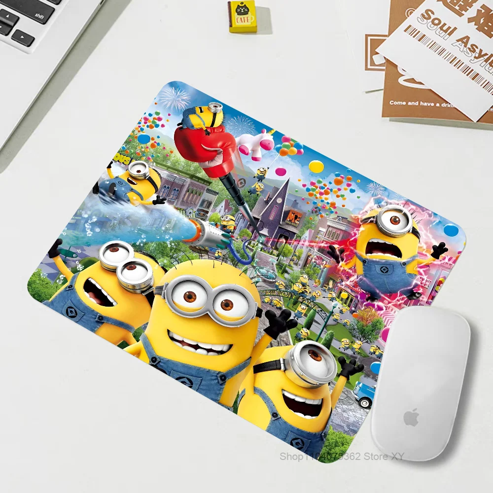 Cute Funny Cartoon M-Minions Mousepad Small LockEdge Mouse Pad For Gamers Computer Desk Pad Rectangular Anti-slip Rubber