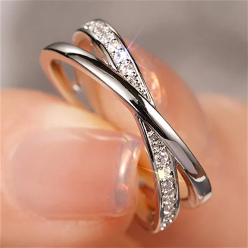 925 Sterling Silver Cross Ring Lady Trendy Jewelry Brilliant AAA Cubic Zirconia Stylish Daily Accessories for Women