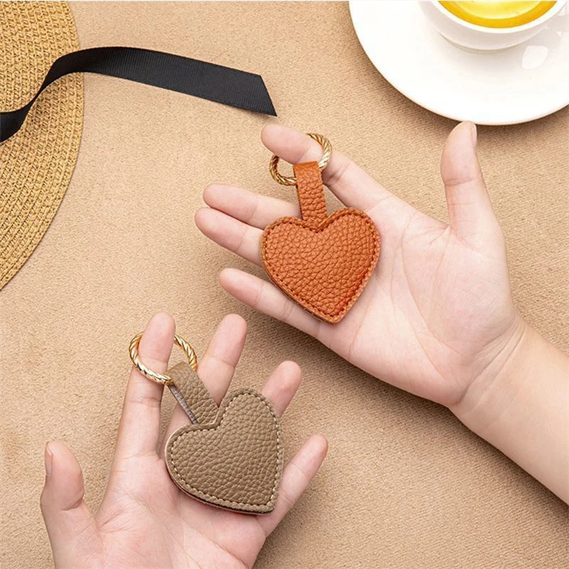 Heart Shaped Magnetic Hat Clip On Bag Hat Holder For Handbag Backpack Luggage PU Leather Hat Keeper Clip Travel Bag Accessories