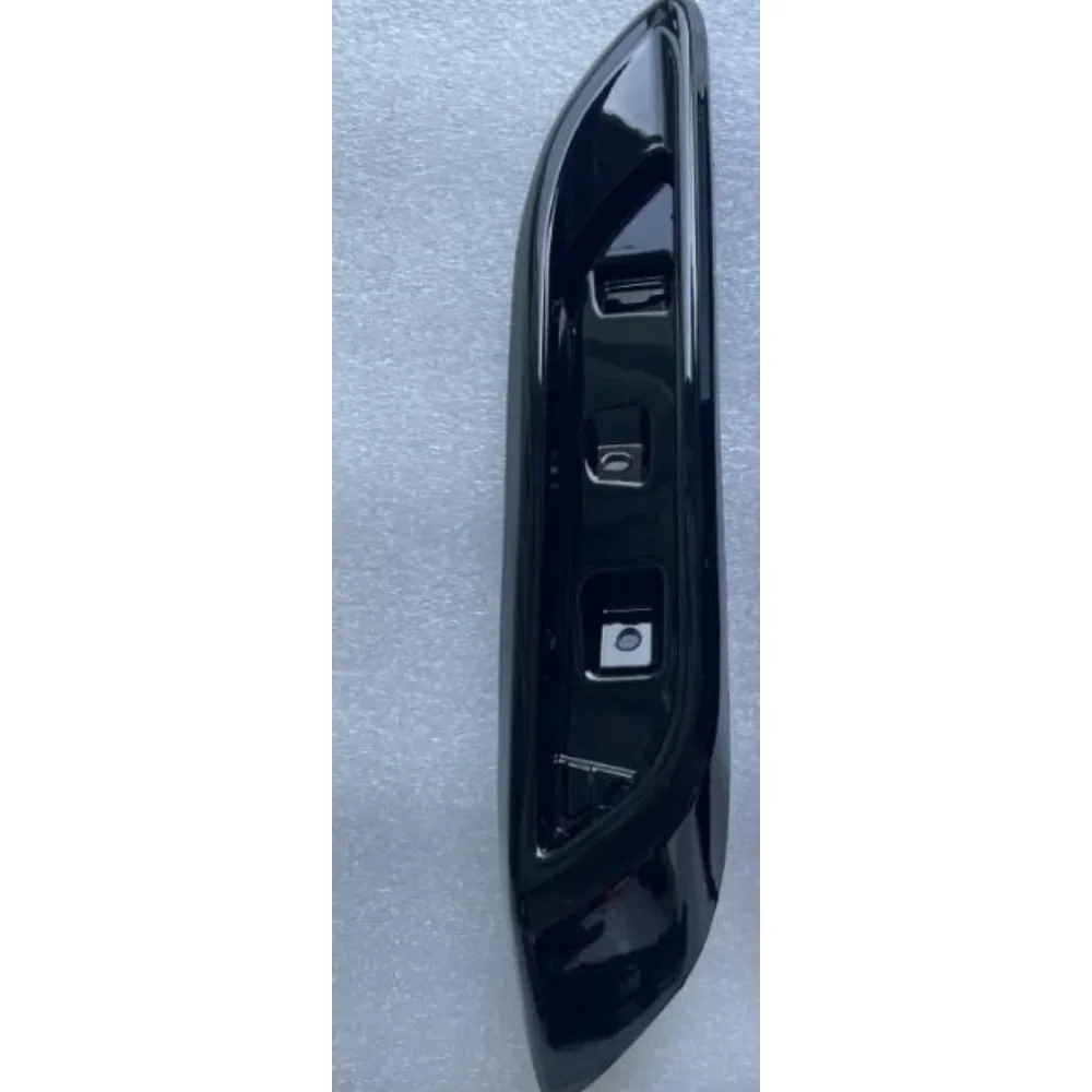 For Toyota Corolla Auris EU Spec 2016-2017-2018 Rear Bumper Trim Bezel 52682-12090 52681-12090 OEM