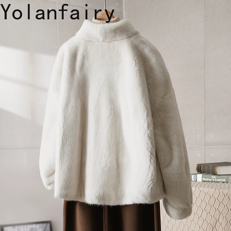 YOLANFAIRY فاخر 2025 معطف الفرو الطبيعي امرأة كاملة فرو المنك سترات للنساء قصيرة معاطف الفرو الدافئة طويلة الأكمام سترة نسائية