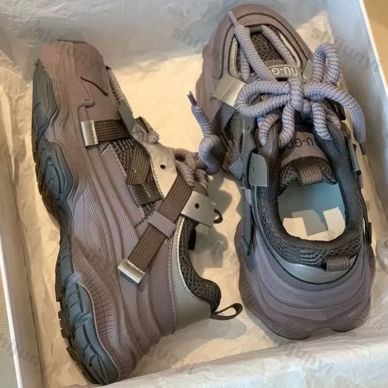 Women Chunky Platform Sneakers 2025 Spring New Thick Soles Comfort Thick Bottom Shoes Ladies Thick Soles Lace Up Casual Shoes